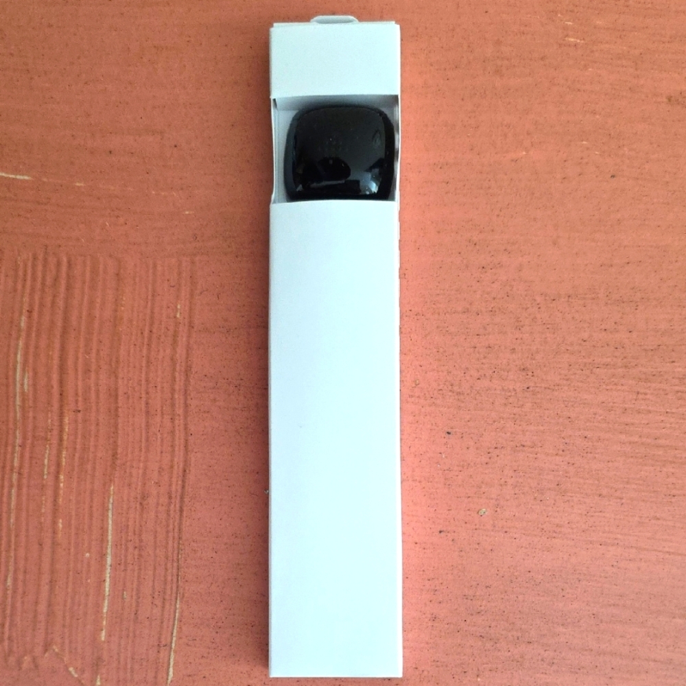 NWT Fitbit Genuine Charging Cable For Sense And Versa 3 Watches